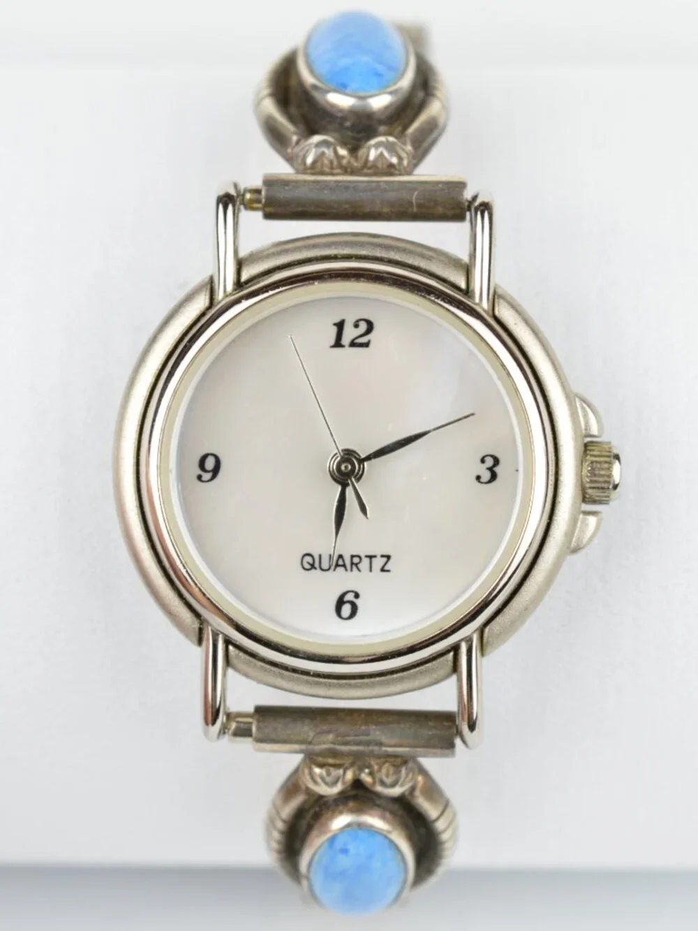 Vintage Womens Quartz Watch Silver Tone Southwestern Style Faux Turquoise Works!